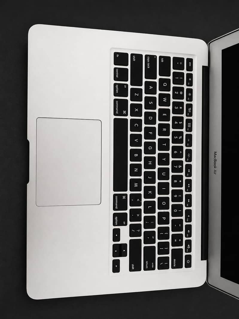 Apple MacBook 3