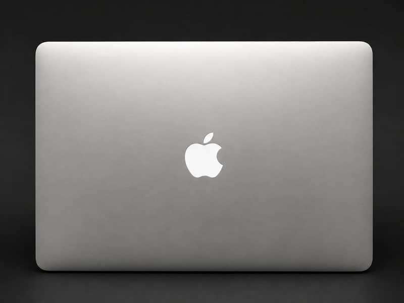 Apple MacBook 4