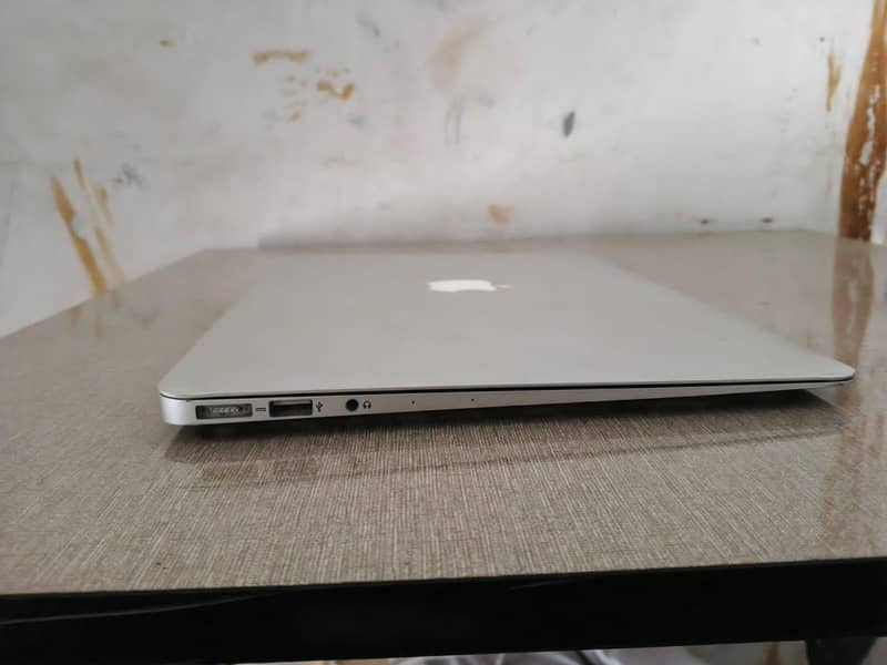 Apple MacBook 6