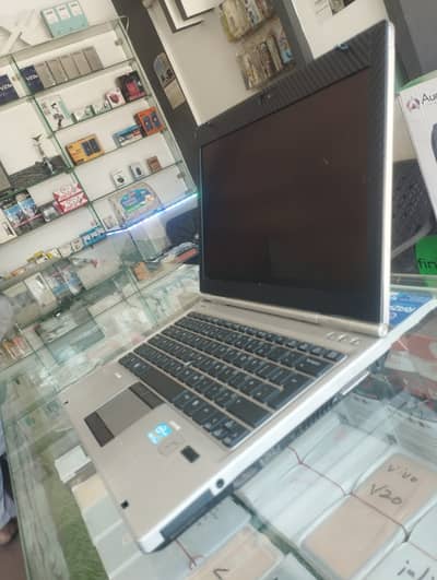 asus vivobook i7-8th GEN, RAM 16GB, NVMe SSD 256GB, NVIDIA 2GB Card