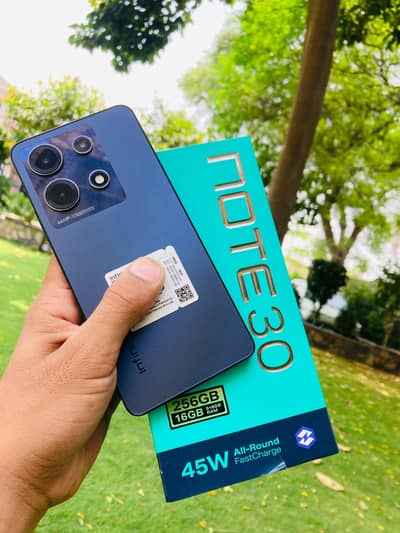 Infinix Note 30 8+8/256