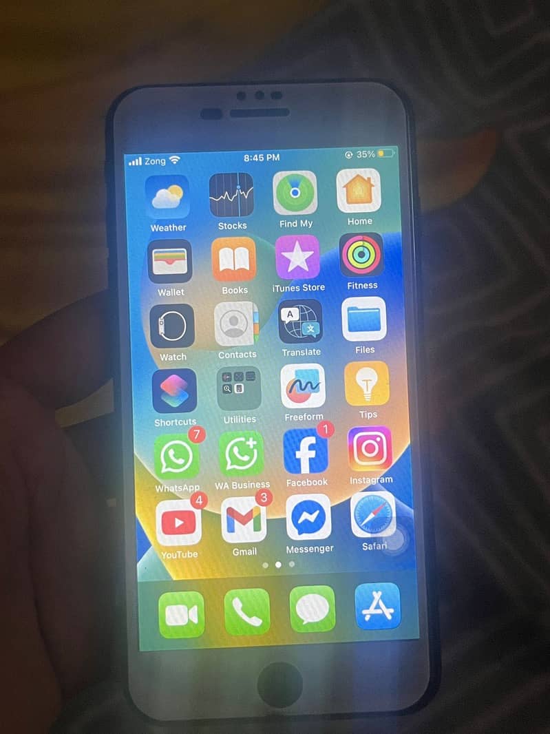 Apple iPhone 8 Plus 6
