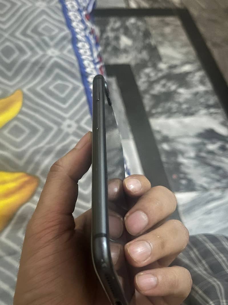 Apple iPhone 8 Plus 7