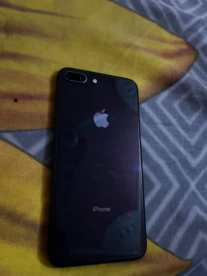 Apple iPhone 8 Plus 19