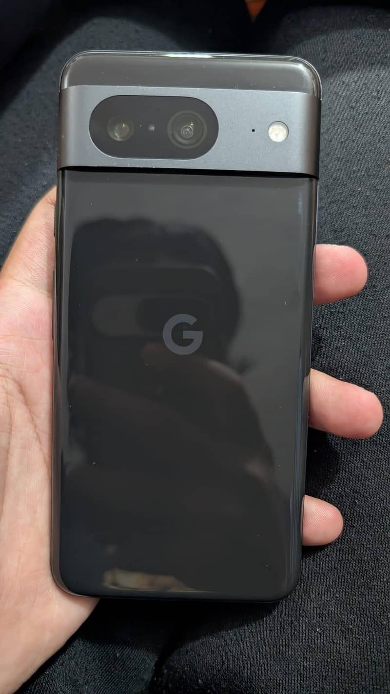 Google Pixel 8 4