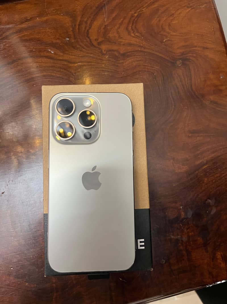 Apple iPhone 15 Pro (512 gb) Factory unlock (91BH) 2