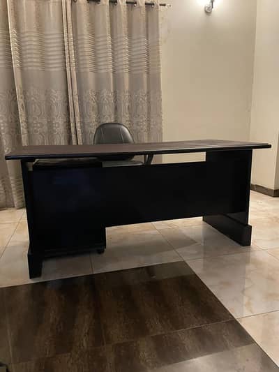 Imported Office Desk with Mobile Cabinet