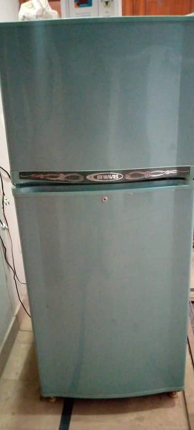 FULL SIZE DAWLANCE FRIDGE FOR SALE