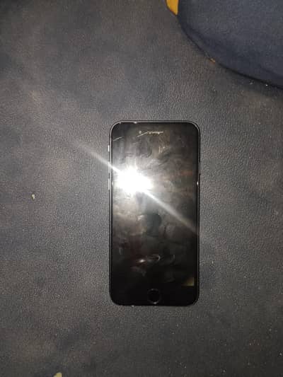 Apple iPhone SE