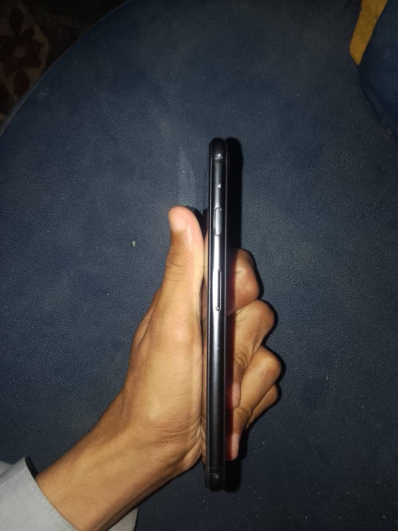 Apple iPhone SE 2