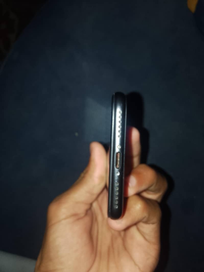 Apple iPhone SE 4