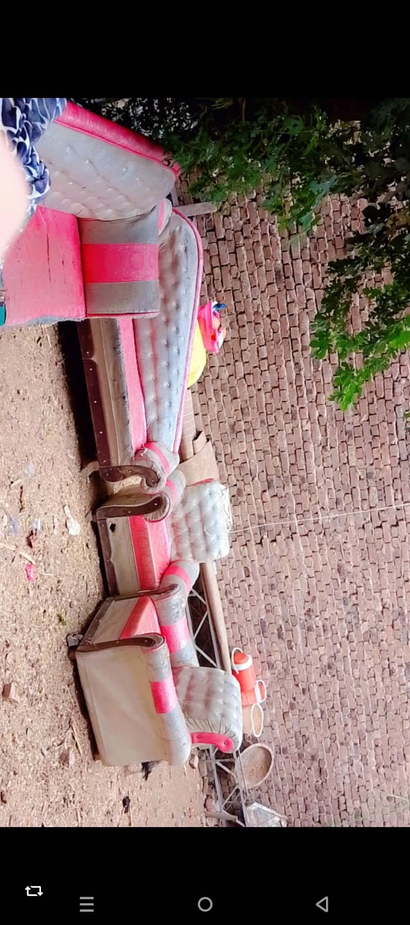 2 deewan 2 one seater sofas 0
