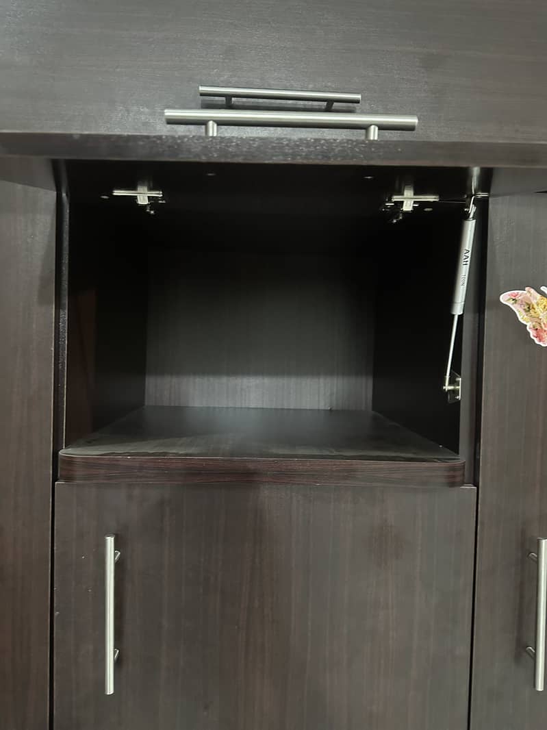 Cupboard 5