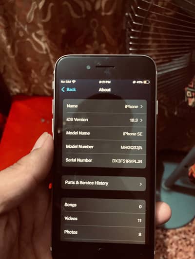 Apple iPhone SE