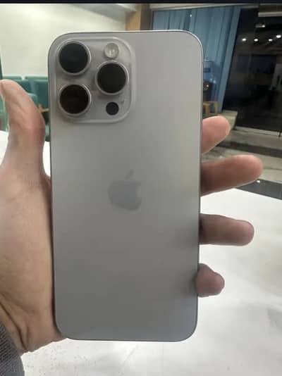 Apple iPhone 15 Pro Max