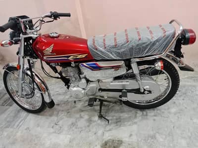 125 Honda chrome addition excellent condition
