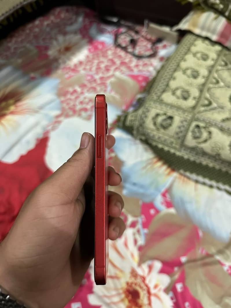 Apple iPhone 12 3