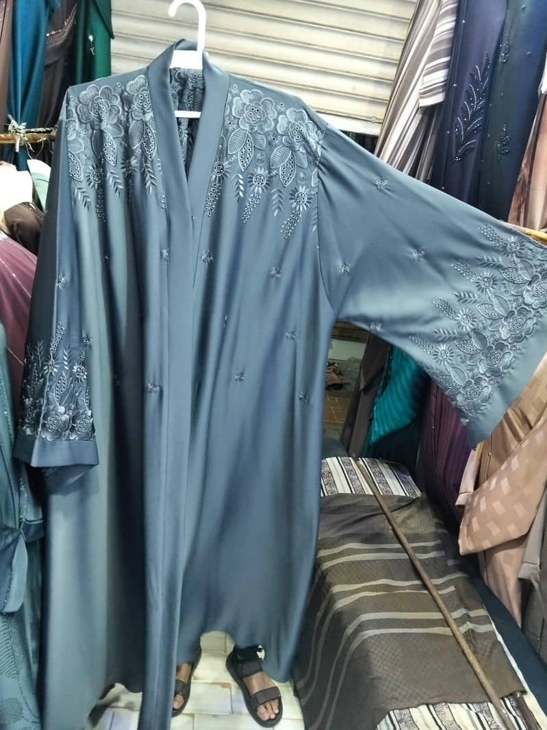 Stylish Abayas 5