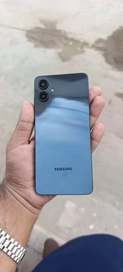 Samsung Mobile A06