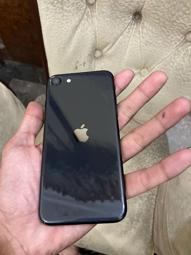 Apple iPhone SE 0
