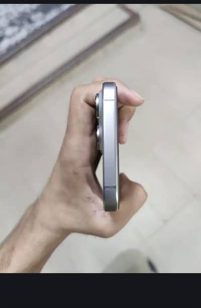 Apple iPhone 16 Pro Max