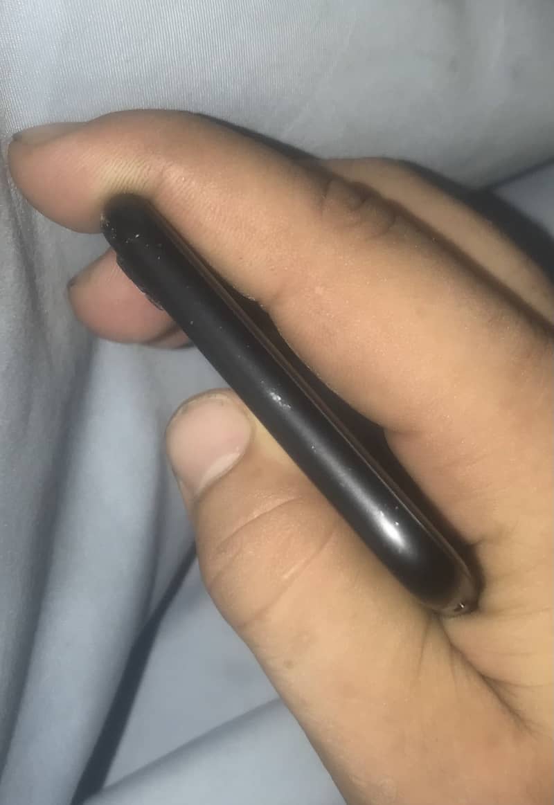 iPhone 7 3