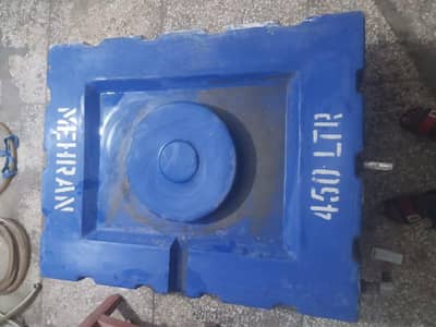 Water Tanki 450L with iron pipes