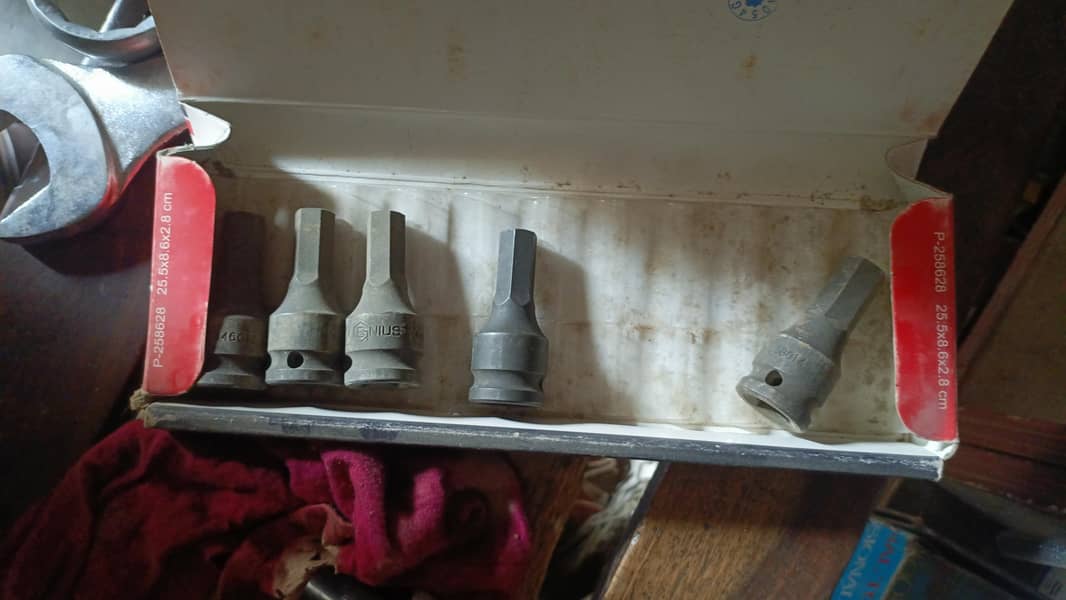 tools 13