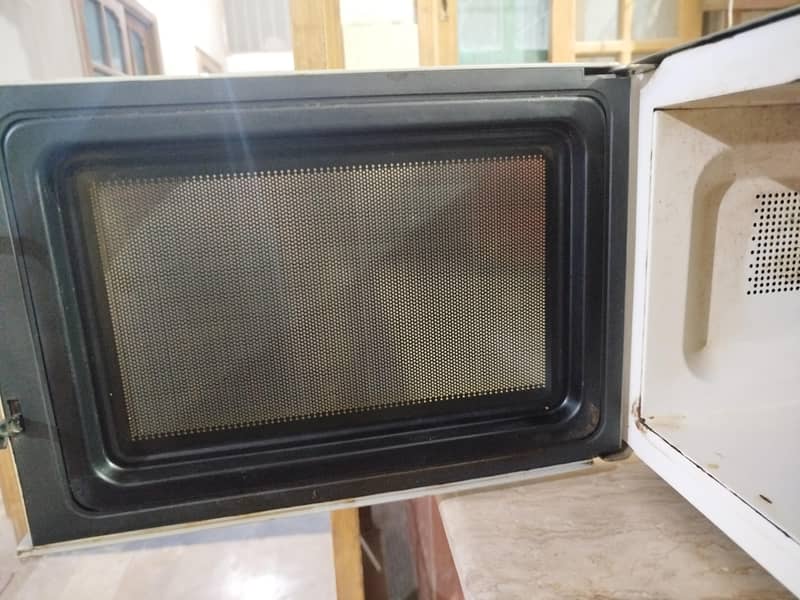 Dawlance Microwave 7