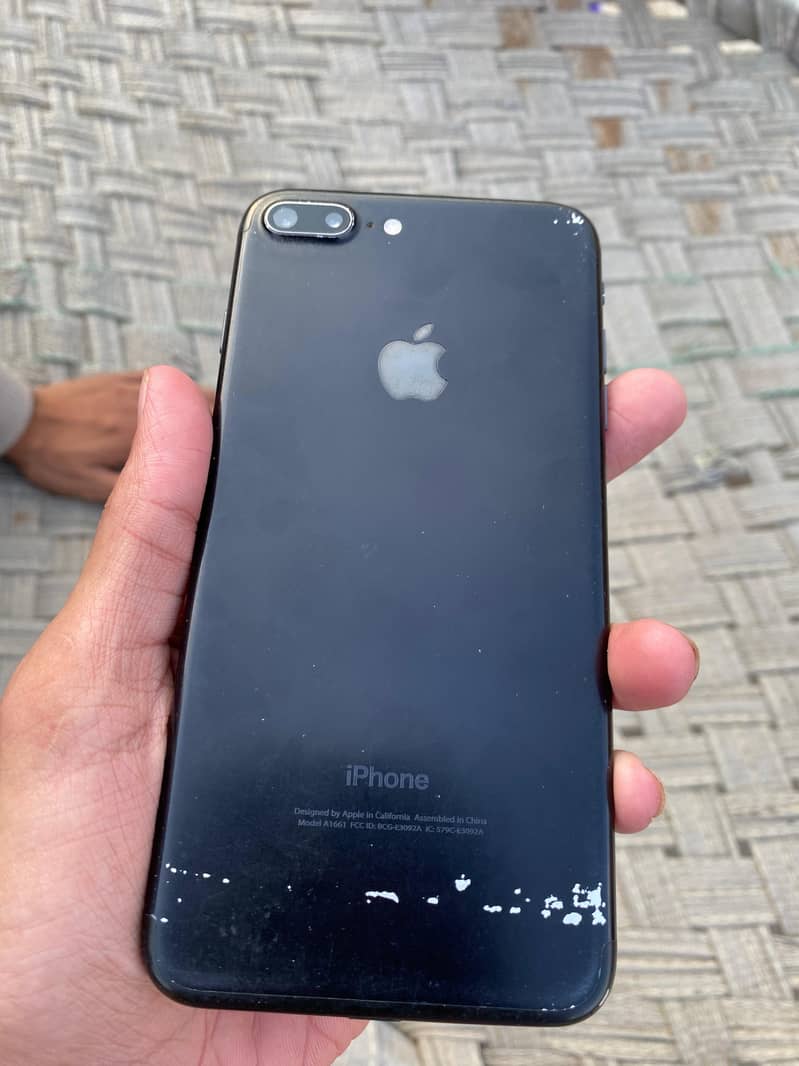 Apple iPhone 7 Plus 0