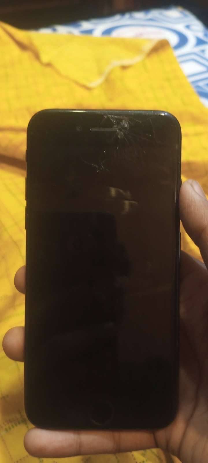 Apple iPhone 7 6