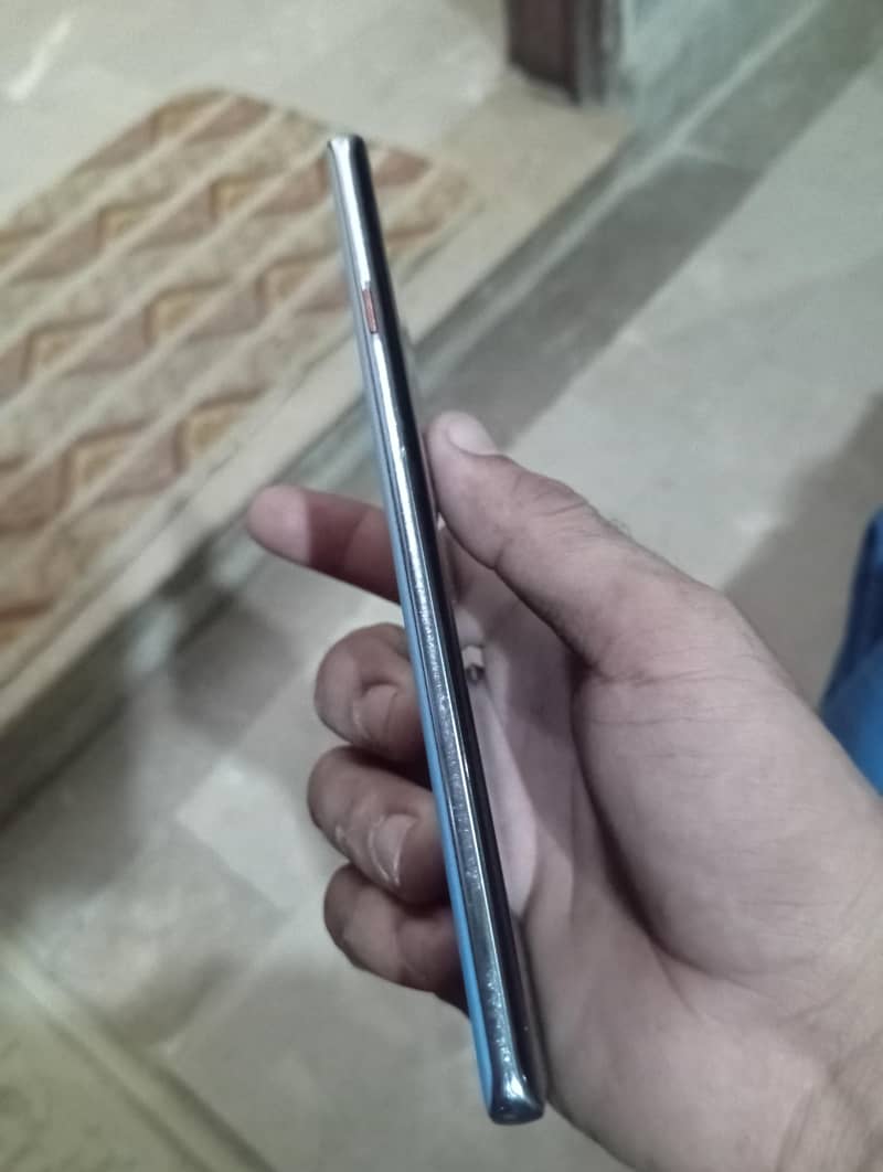 Tecno CAMON 40 Pro 5
