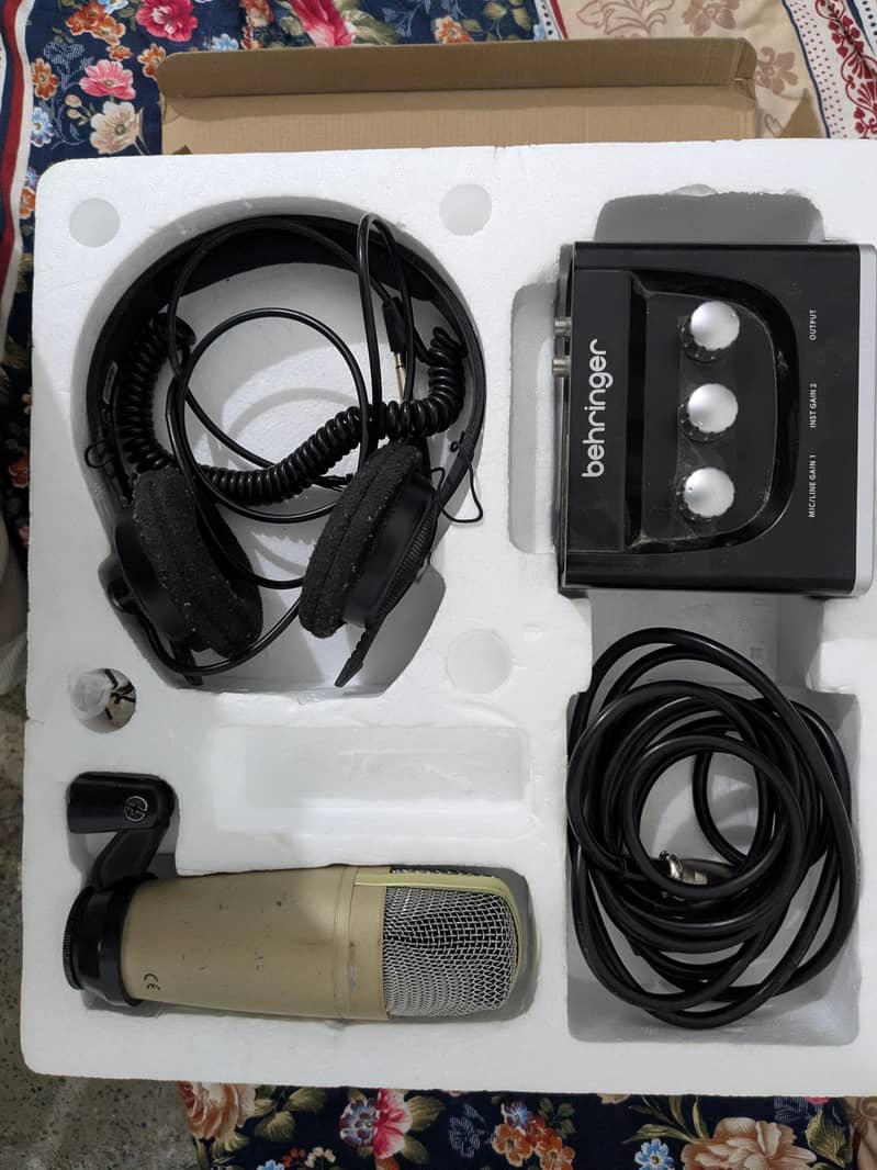 Behringer C1 mic with full setup 1