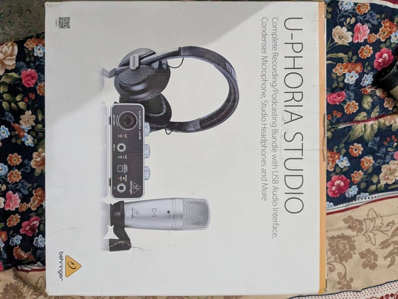 Behringer C1 mic with full setup 2