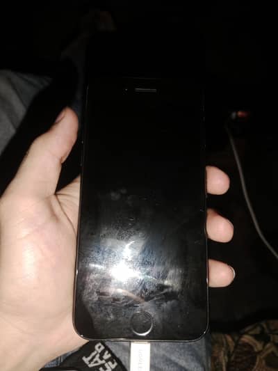 Apple iPhone 7