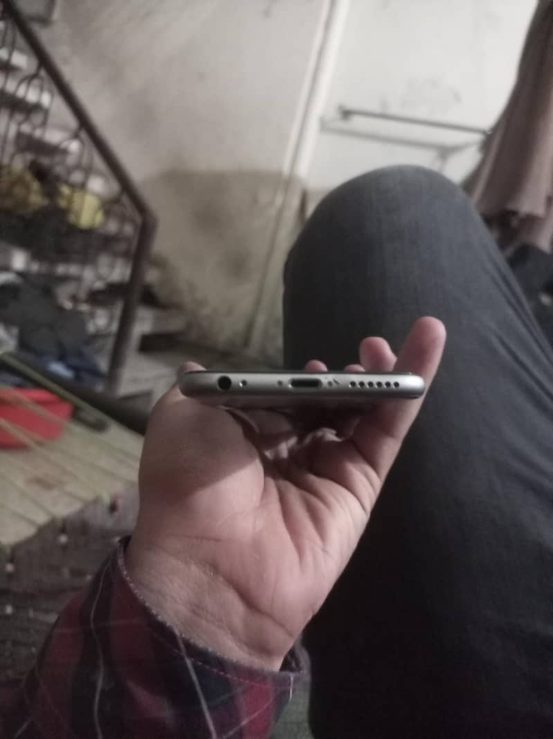 Apple iPhone 6 1