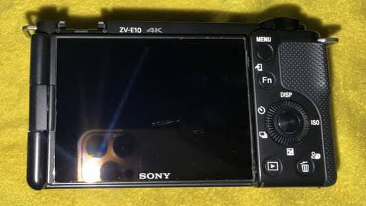 SONY ZV-E10  Mirrorless Camera 10 By 10 Condition