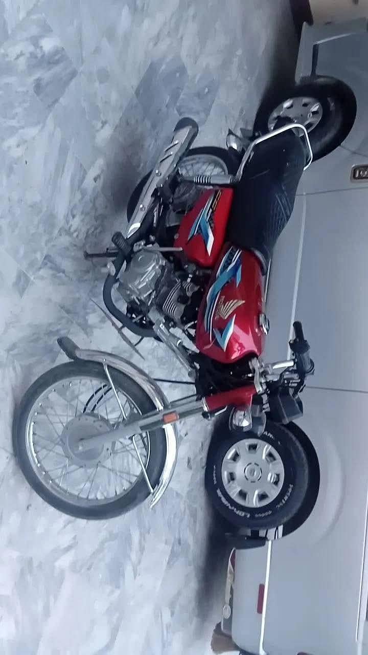 جس۔نے۔لینا۔ھے۔۔بسوہ۔ہی۔ربطہ۔کریی۔چسکا۔پارٹی دور۔رھے 0