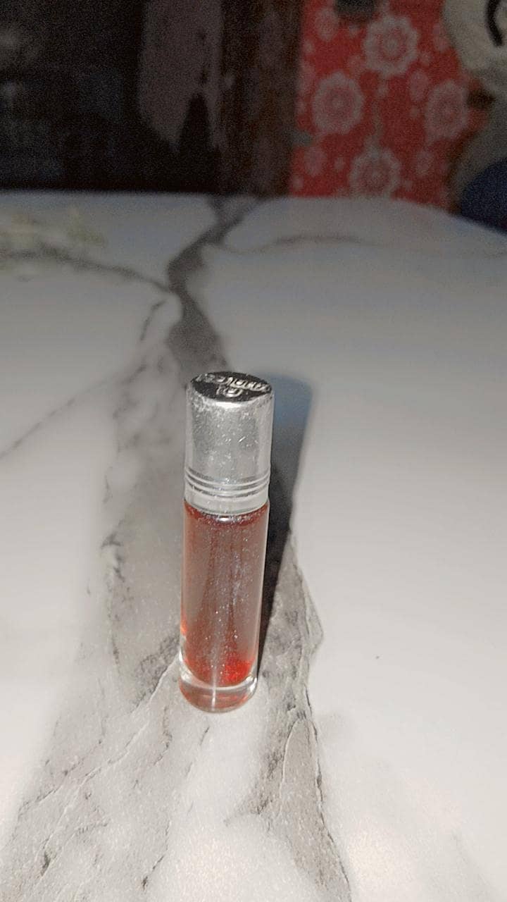 perfume 0