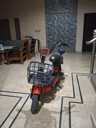 Electric scooty for sailing