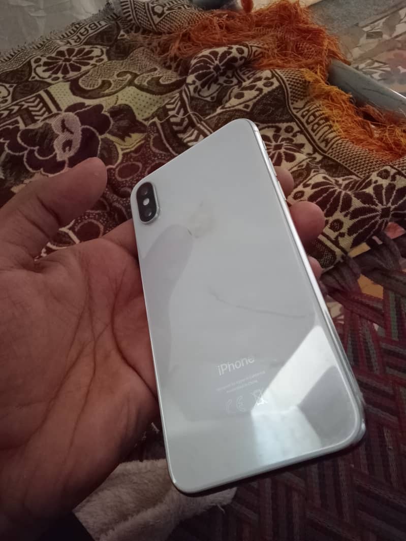 Apple iPhone X 3