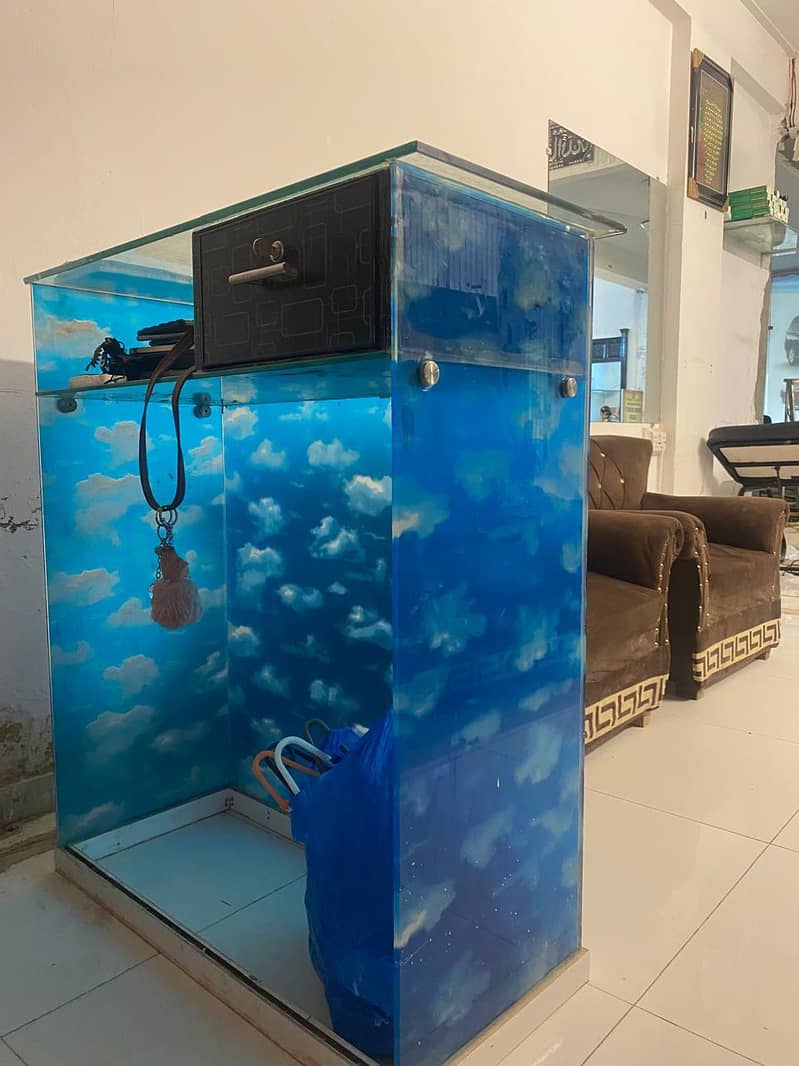 __ fridge __ mirror Table 6