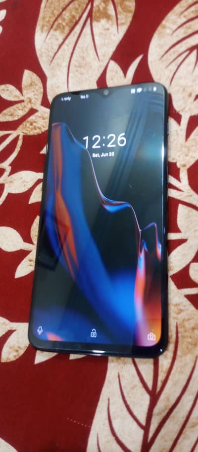 One Plus 6T in good condition