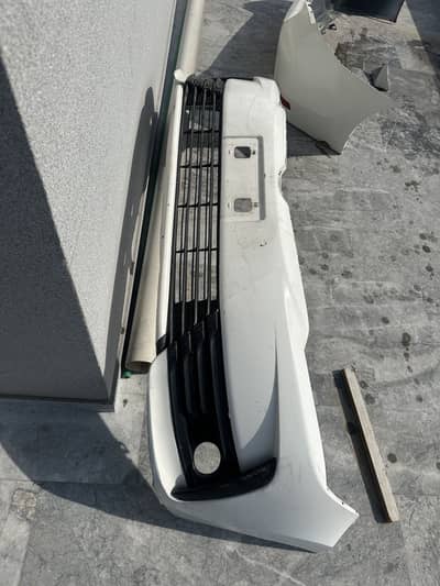 Toyota corolla original bumpers front back 2018