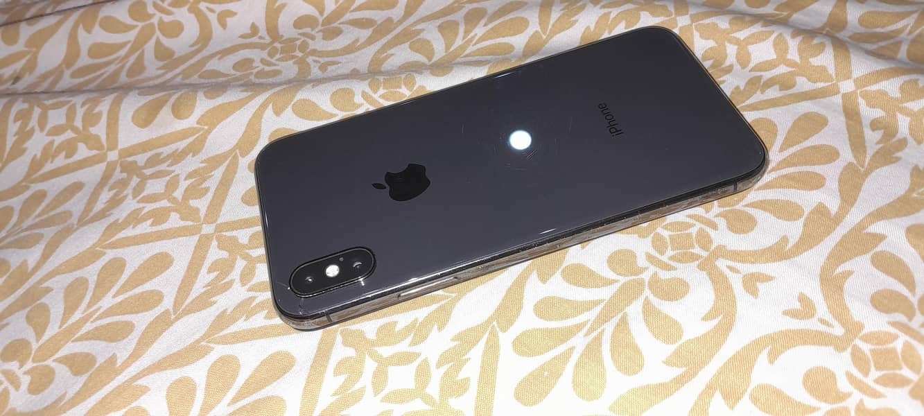 Apple iPhone X 1
