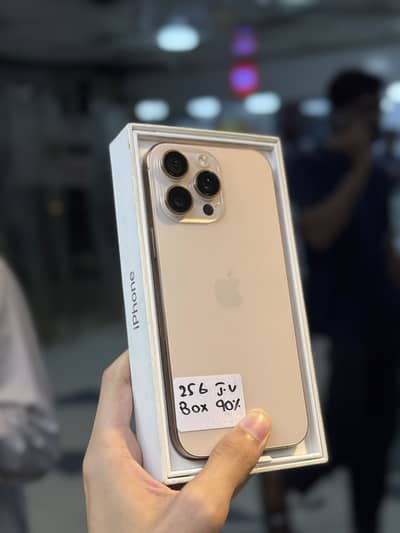 Apple iPhone 16 Pro Max