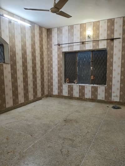 2 Beds Ground Floor Peshawar Road Rawalpindi Portions for Rent