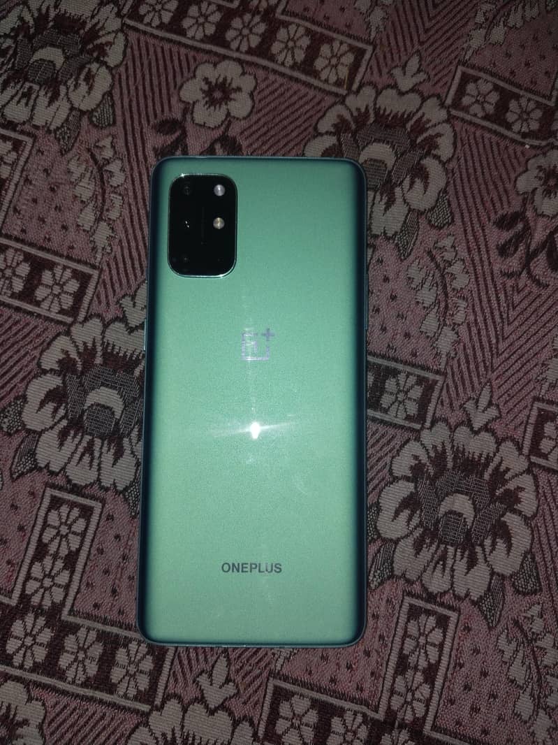 One Plus 8T 1