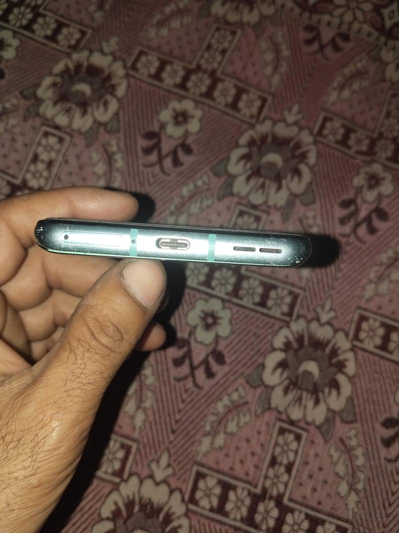 One Plus 8T 3