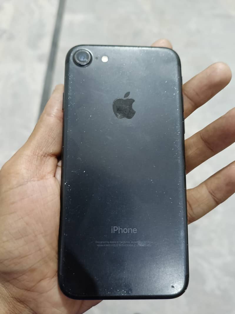 Apple iPhone 7 7